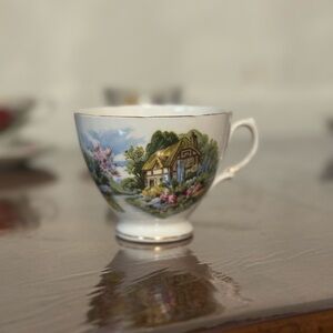 Scenic Cottage Teacup